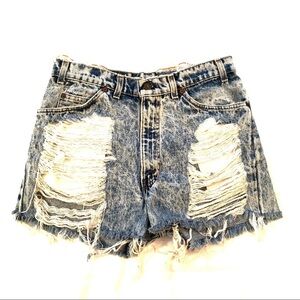 Levi’s Furst of a Kind Distressed Denim Shorts | Size 34